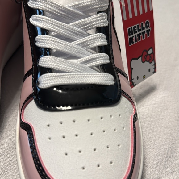 Hello Kitty (Sanrio) Women’s Size 8 Pink, Black, and White Lace-Up Sneakers NWT - Picture 10 of 11
